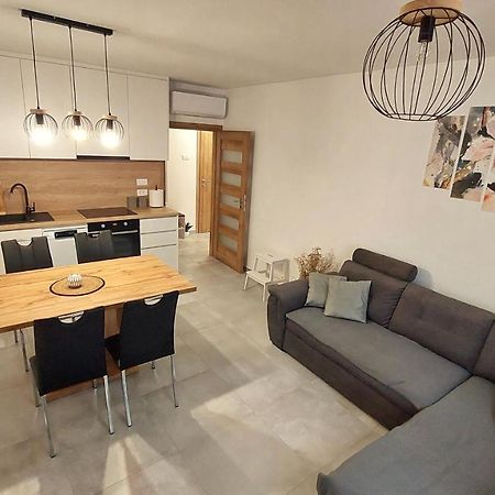Apartman Zengg Bagian luar foto