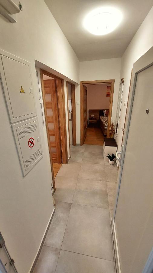 Apartman Zengg Bagian luar foto