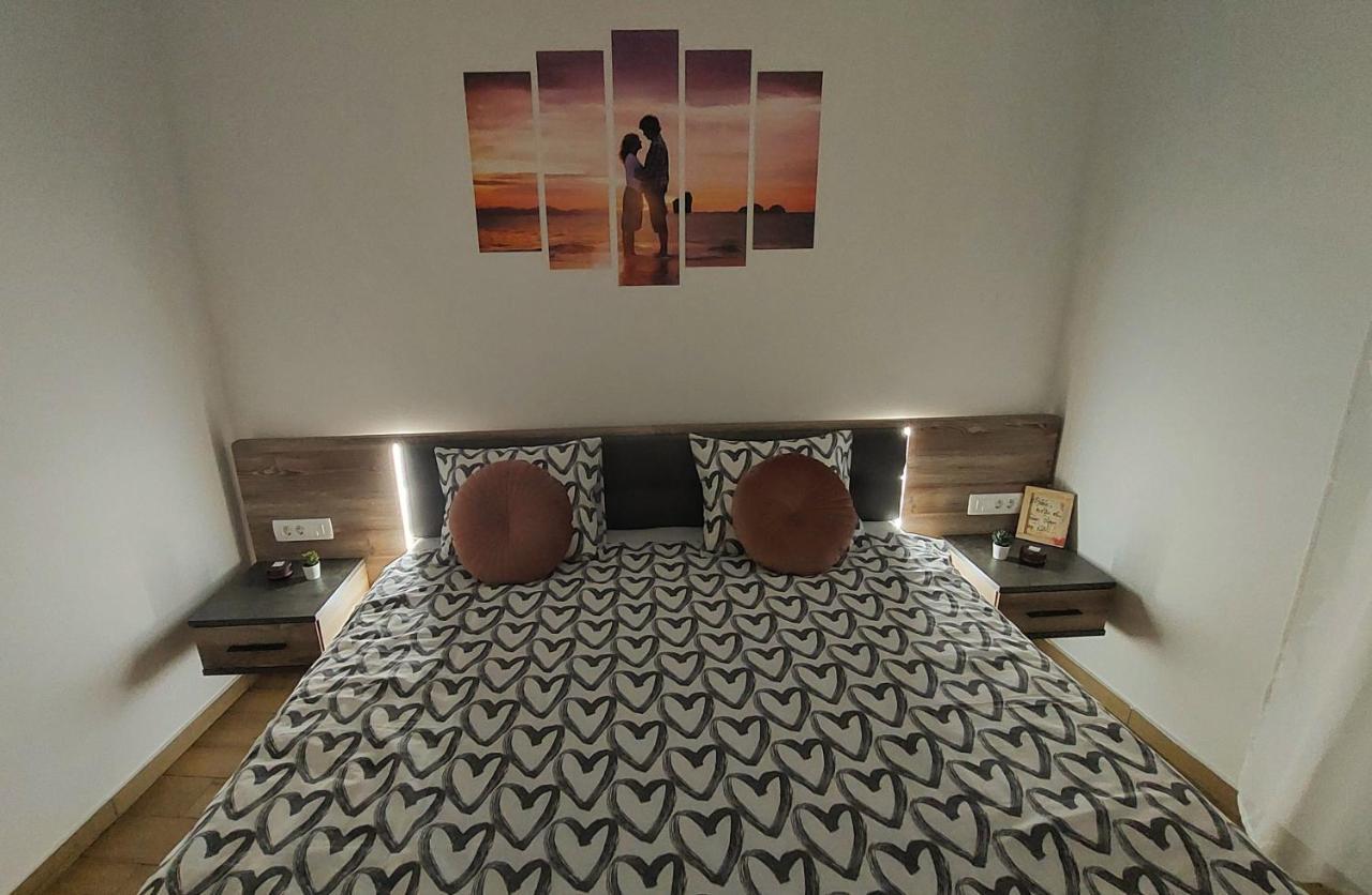 Apartman Zengg Bagian luar foto