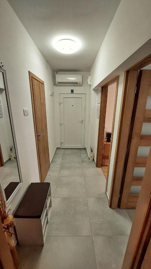 Apartman Zengg Bagian luar foto